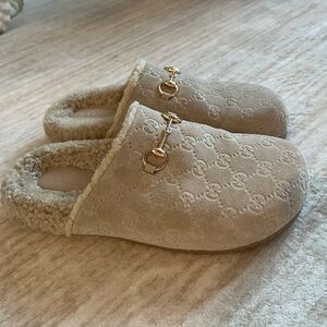 Beige Suede G Embossed Shearling Clog Slides with Logo Sole